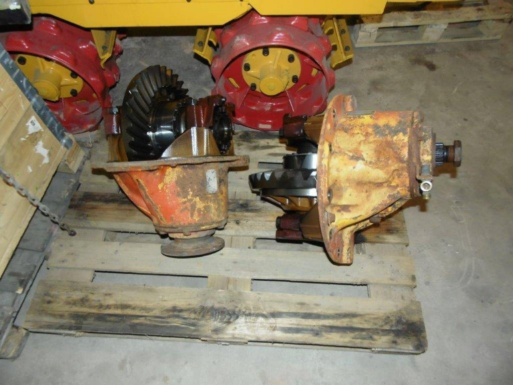 Volvo Dumper Diff+drivaxlar+nav A 25 - Drivaksel for Entreprenørmaskin: billede 2 Volvo Dumper Diff+drivaxlar+nav A 25 - Drivaksel for Entreprenørmaskin: billede 2