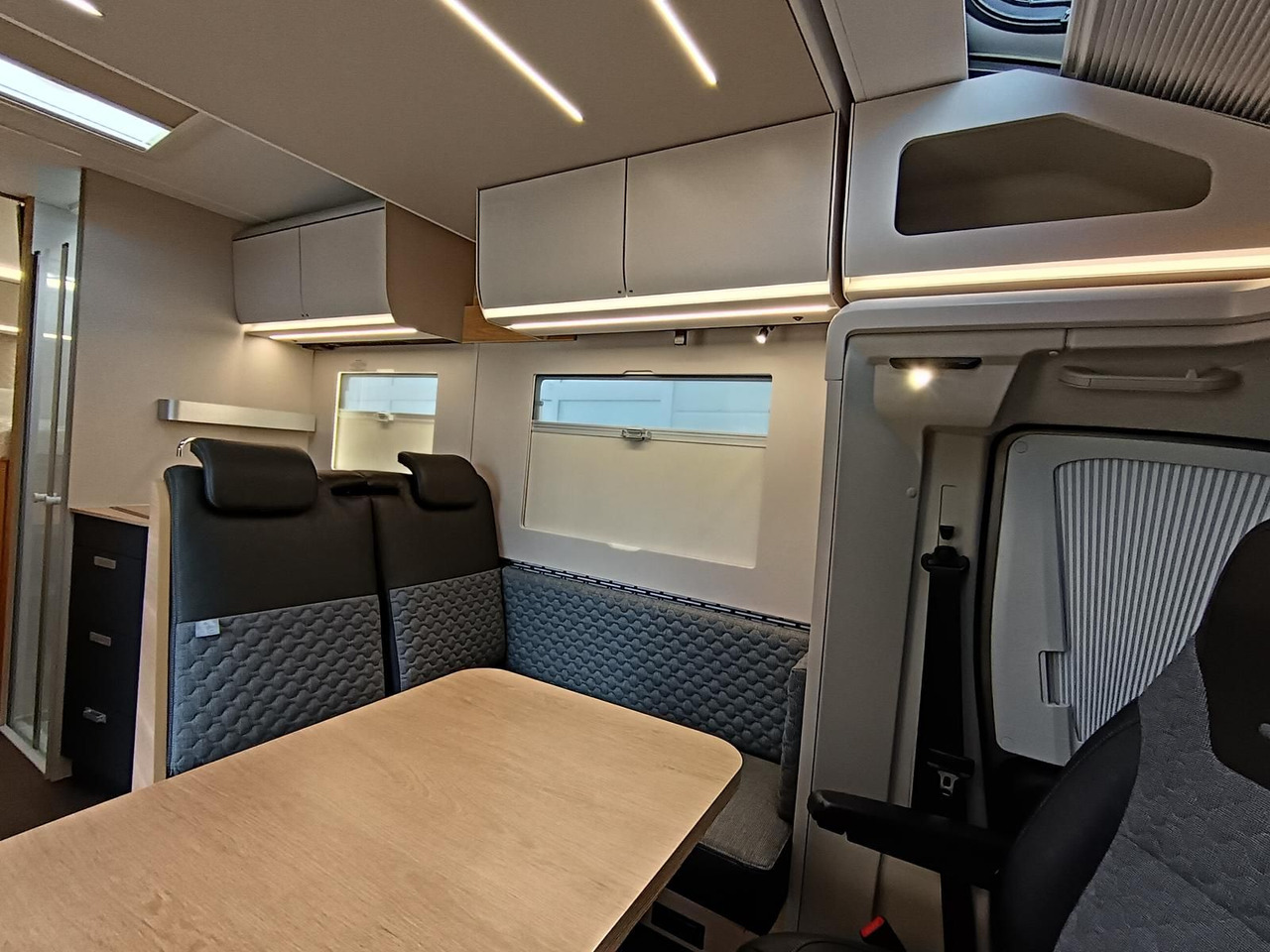 Delintegreret autocamper Adria Matrix 60Y 670 SL 4,4t*JUBILEE*MARKISE*LED*NAVI*: billede 9 Delintegreret autocamper Adria Matrix 60Y 670 SL 4,4t*JUBILEE*MARKISE*LED*NAVI*: billede 9