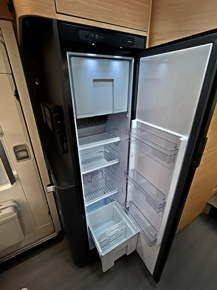 Delintegreret autocamper Adria Matrix 60Y 670 SL 4,4t*JUBILEE*MARKISE*LED*NAVI*: billede 21 Delintegreret autocamper Adria Matrix 60Y 670 SL 4,4t*JUBILEE*MARKISE*LED*NAVI*: billede 21