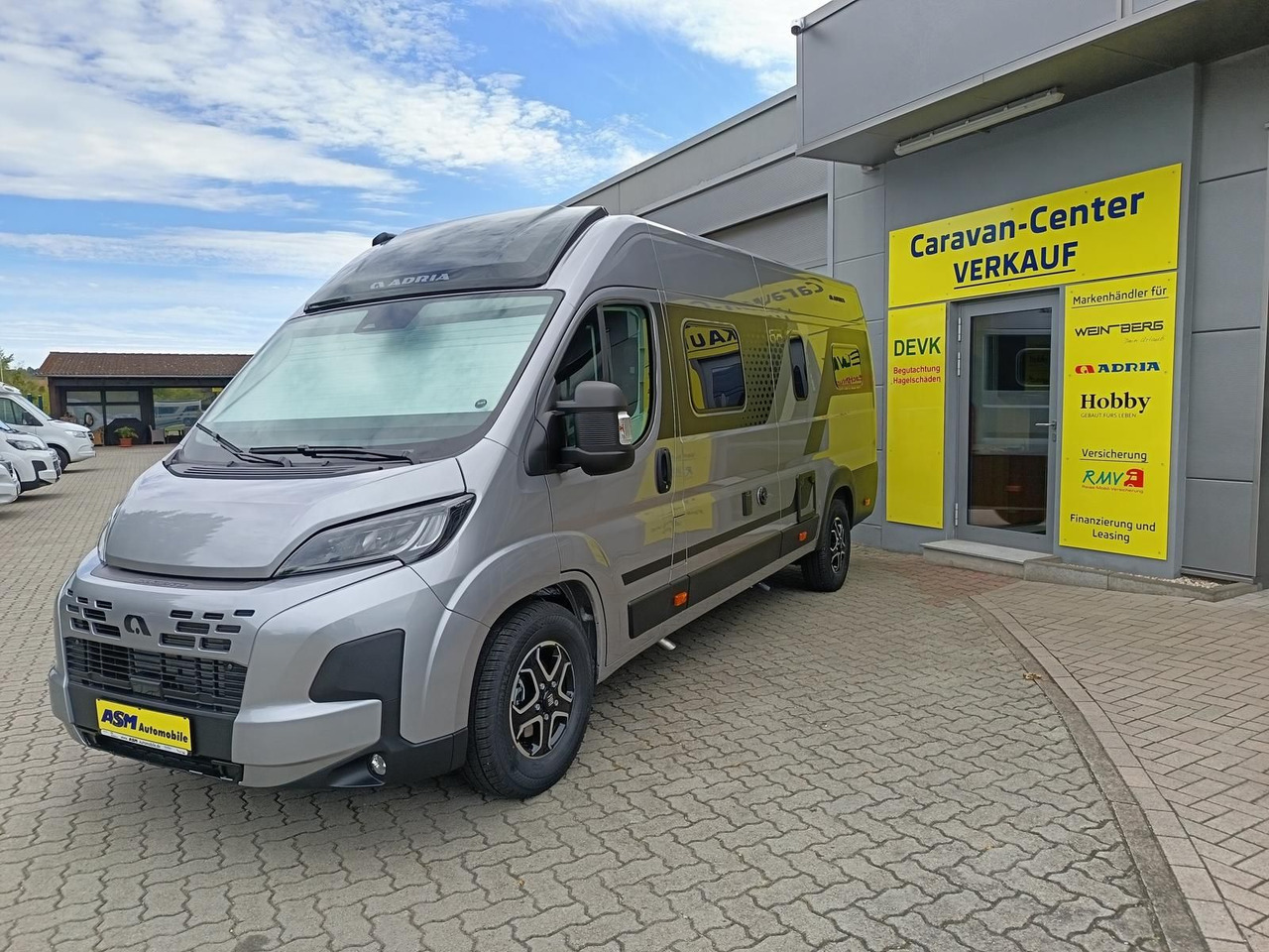Adria Twin "60Y" 640 SLB 4,25MAXI*JUBILEE*MARKISE*LED - Camper van: billede 3 Adria Twin "60Y" 640 SLB 4,25MAXI*JUBILEE*MARKISE*LED - Camper van: billede 3