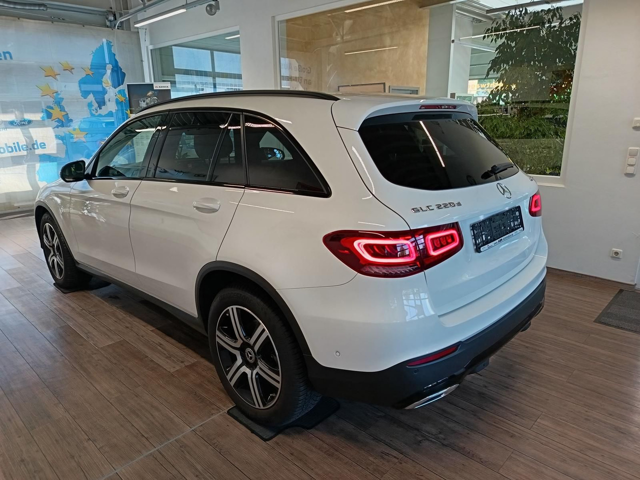 Mercedes-Benz GLC 220d AMG Line 4MATIC*AHK*NAVI*LED*R-KAM*DAB* - SUV: billede 4 Mercedes-Benz GLC 220d AMG Line 4MATIC*AHK*NAVI*LED*R-KAM*DAB* - SUV: billede 4