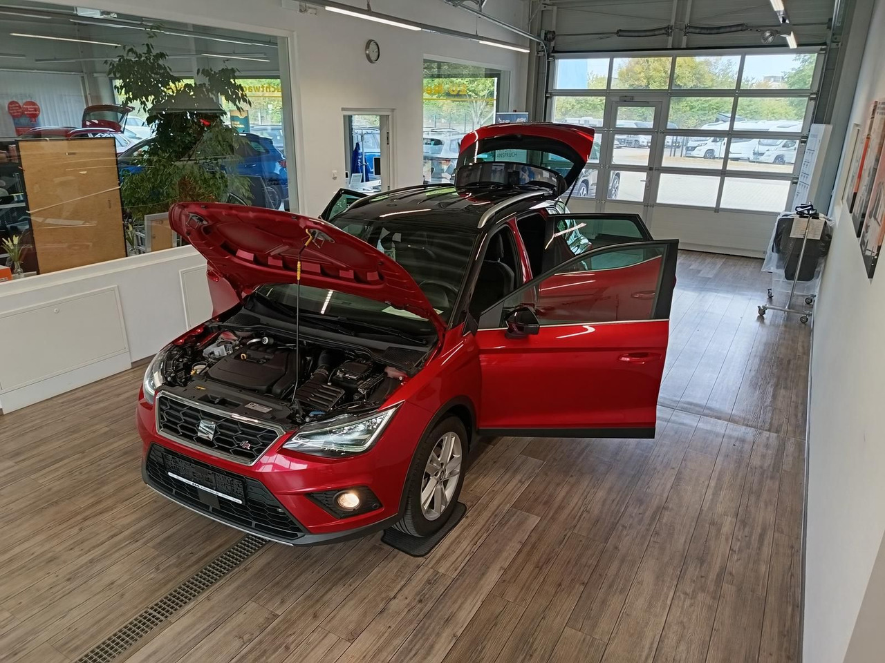 Seat Arona 1,5TSI FR*AHK*NAVI*ACC*LED*BEATS*R-KAM*DAB - SUV: billede 2 Seat Arona 1,5TSI FR*AHK*NAVI*ACC*LED*BEATS*R-KAM*DAB - SUV: billede 2