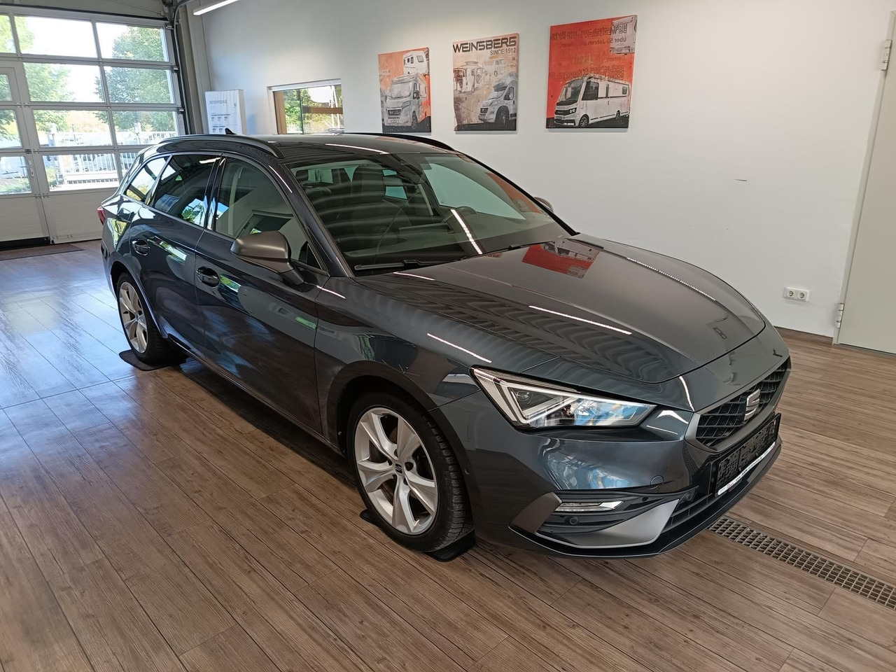 Seat Leon Sportstourer 1,5TSI FR*NAVI*LED*SOUND*R-KAM - Stationcar: billede 3 Seat Leon Sportstourer 1,5TSI FR*NAVI*LED*SOUND*R-KAM - Stationcar: billede 3