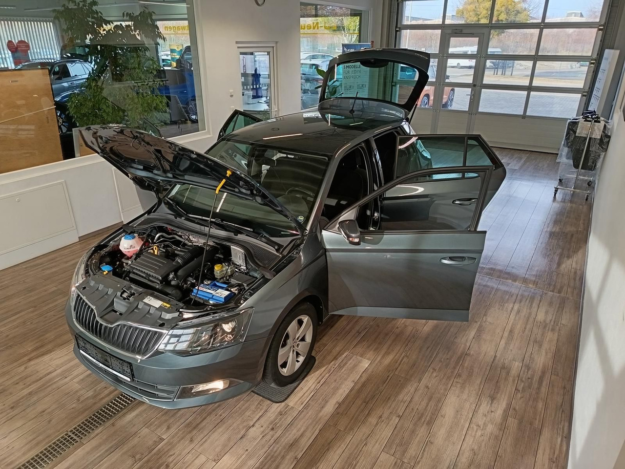 Skoda Fabia Style 1,2 TSI 81 kW DSG*PDC*SHZ*TEMP*KLIMA - Bil: billede 2 Skoda Fabia Style 1,2 TSI 81 kW DSG*PDC*SHZ*TEMP*KLIMA - Bil: billede 2