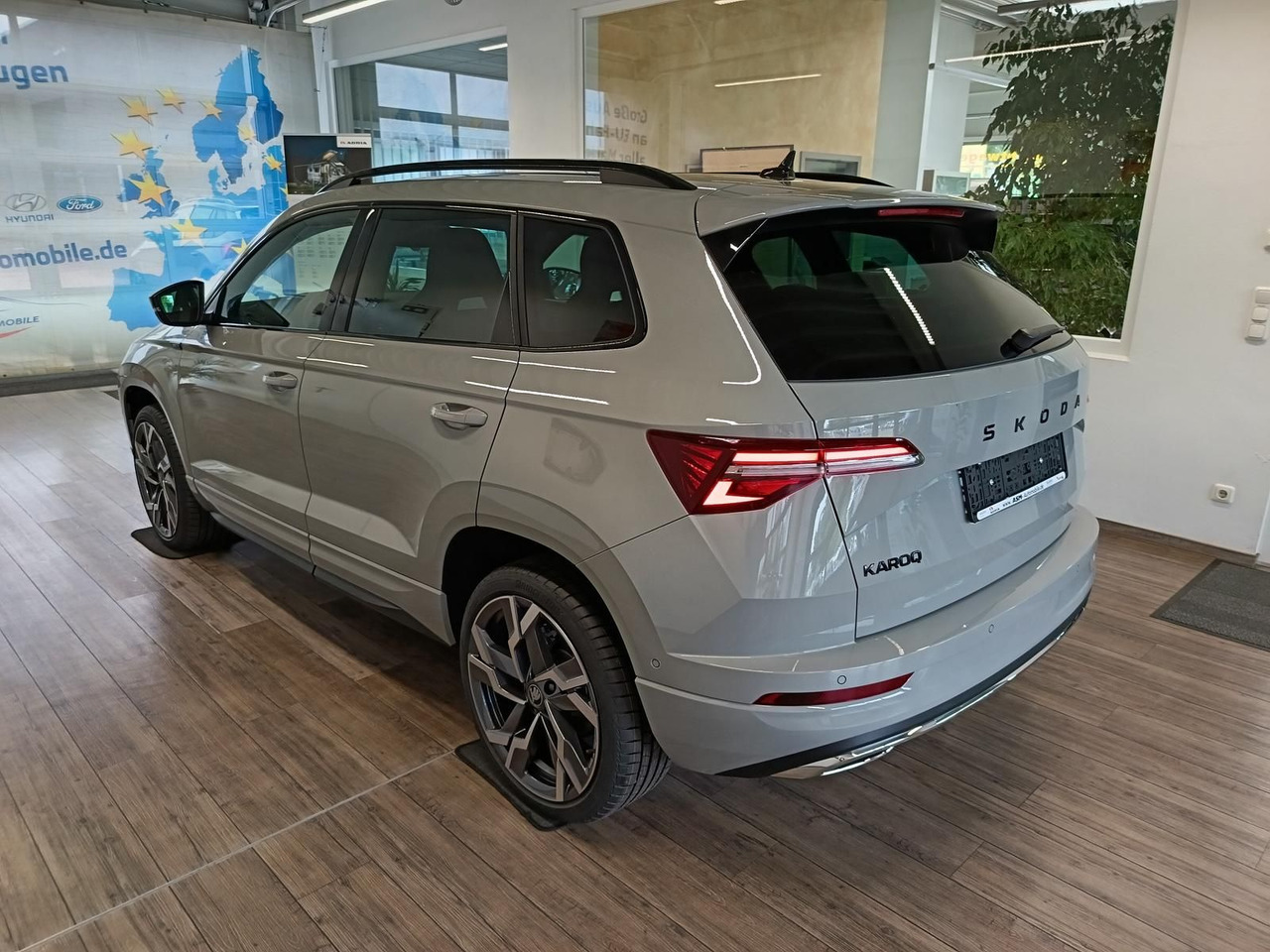 Skoda Karoq Sportline 1,5 TSI DSG*AHK*PSD*STD.HZG*NAVI - SUV: billede 4 Skoda Karoq Sportline 1,5 TSI DSG*AHK*PSD*STD.HZG*NAVI - SUV: billede 4