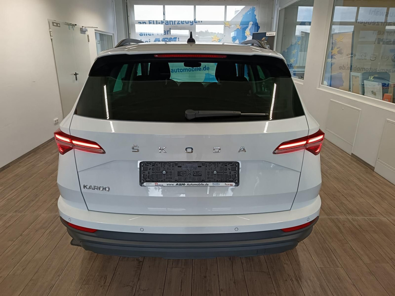 Skoda Karoq Style 1,5TSI DSG*AHK-VORBER*NAVI*LED*R-KAM - SUV: billede 5 Skoda Karoq Style 1,5TSI DSG*AHK-VORBER*NAVI*LED*R-KAM - SUV: billede 5