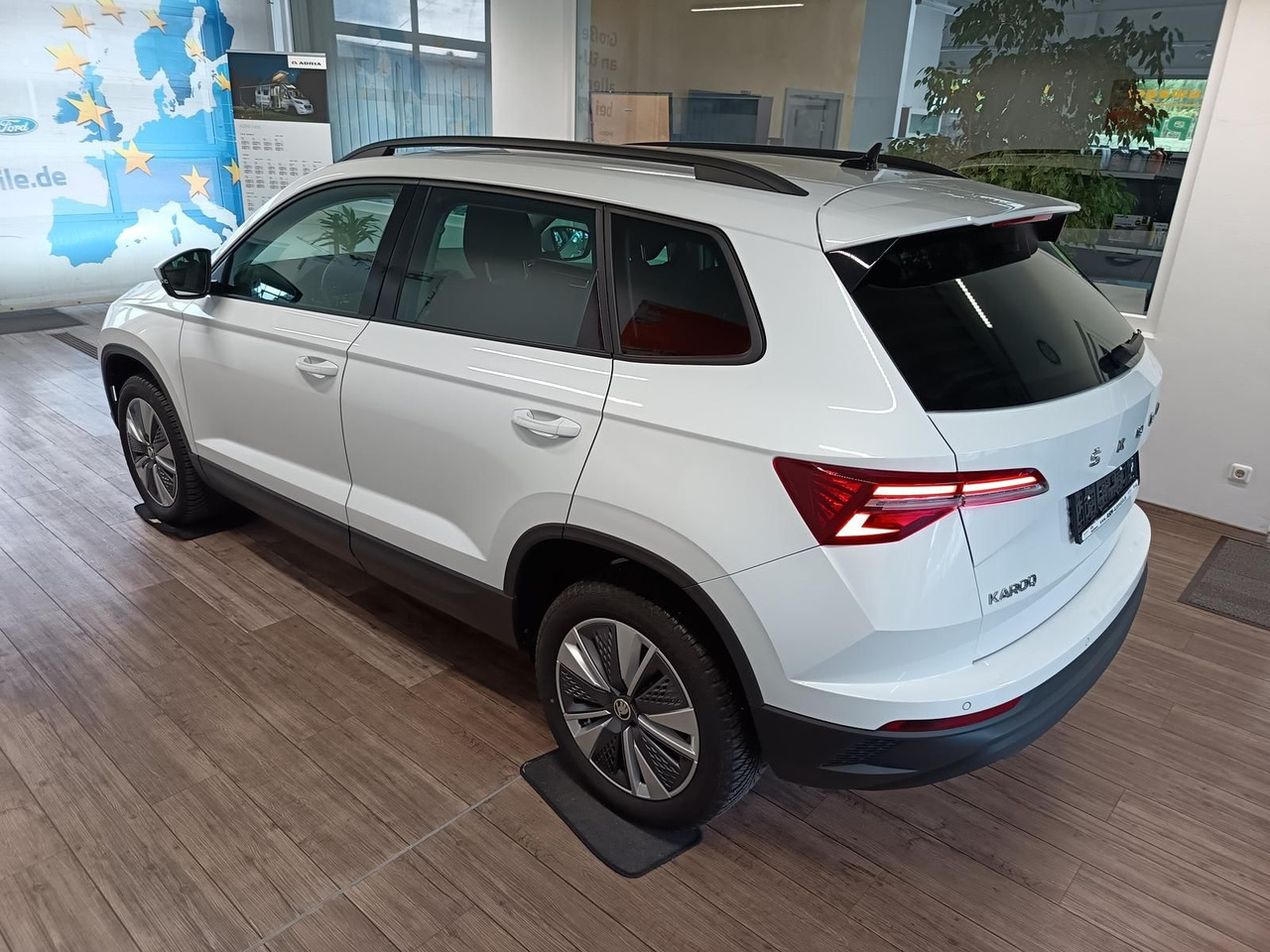 Skoda Karoq Style 1,5TSI DSG*AHK-VORBER*NAVI*LED*R-KAM - SUV: billede 4 Skoda Karoq Style 1,5TSI DSG*AHK-VORBER*NAVI*LED*R-KAM - SUV: billede 4