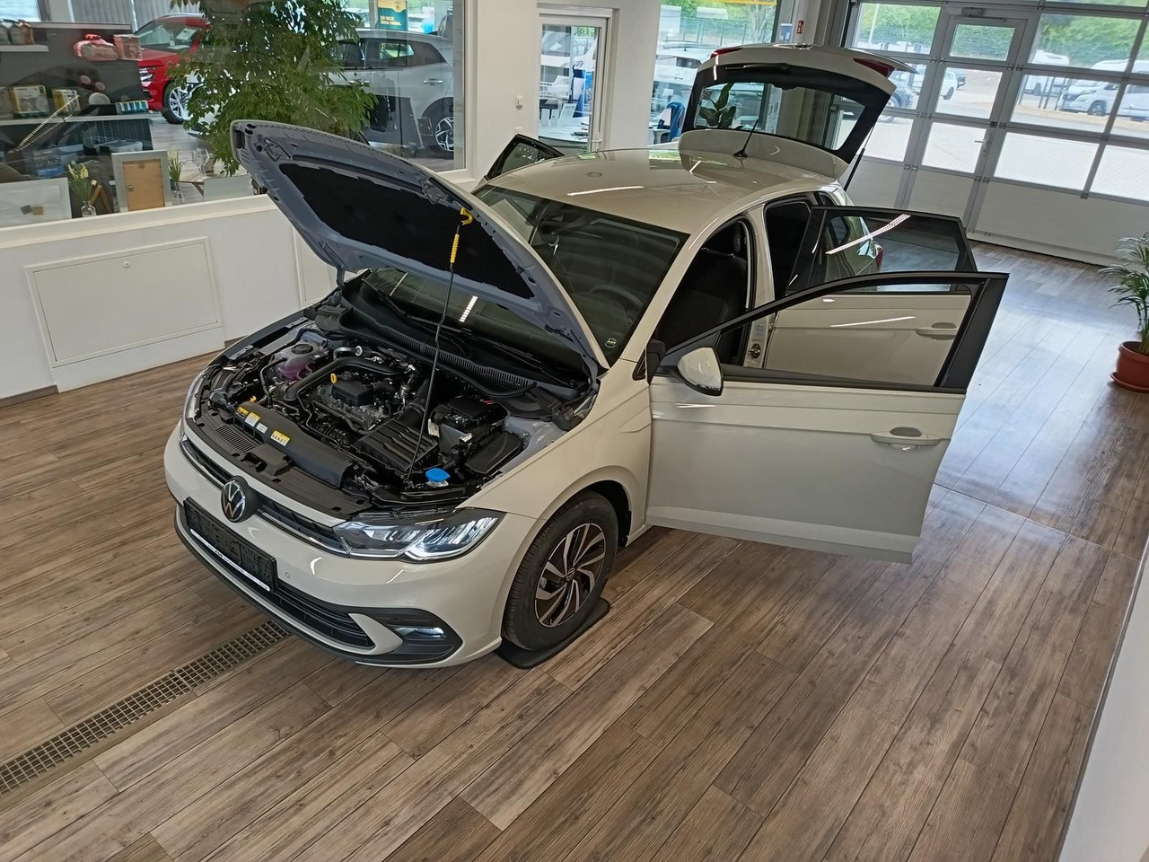 Volkswagen Polo Life 1.0 TSI 70kW DSG*LED*ACC*R-KAM*DAB*PDC - Bil: billede 2 Volkswagen Polo Life 1.0 TSI 70kW DSG*LED*ACC*R-KAM*DAB*PDC - Bil: billede 2