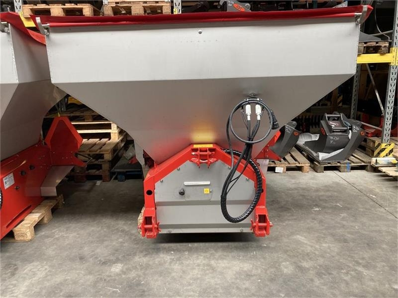 Bredal SGS 2000 Inkl. Lysanlæg, sold og rullepresenning - Sand-/ Saltspreder for Utility/ Speciel maskine: billede 2 Bredal SGS 2000 Inkl. Lysanlæg, sold og rullepresenning - Sand-/ Saltspreder for Utility/ Speciel maskine: billede 2