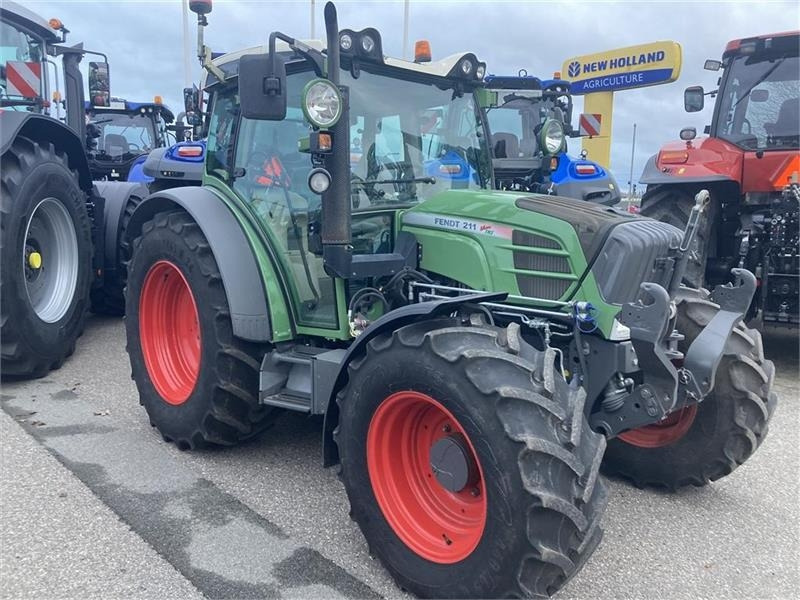 Fendt 211 Vario TMS - Traktor: billede 1 Fendt 211 Vario TMS - Traktor: billede 1