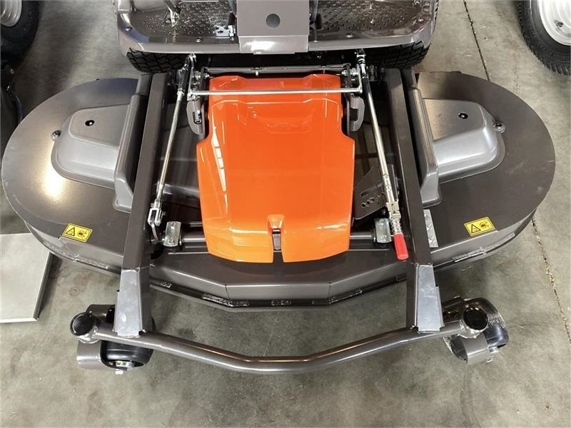 Husqvarna P524X Efi inkl. 137 cm klippebord - Plæneklipper: billede 3 Husqvarna P524X Efi inkl. 137 cm klippebord - Plæneklipper: billede 3