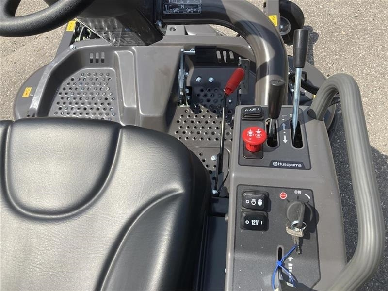 Husqvarna P525DX inkl. 155 X cm Combi klippebord - Plæneklipper: billede 2 Husqvarna P525DX inkl. 155 X cm Combi klippebord - Plæneklipper: billede 2