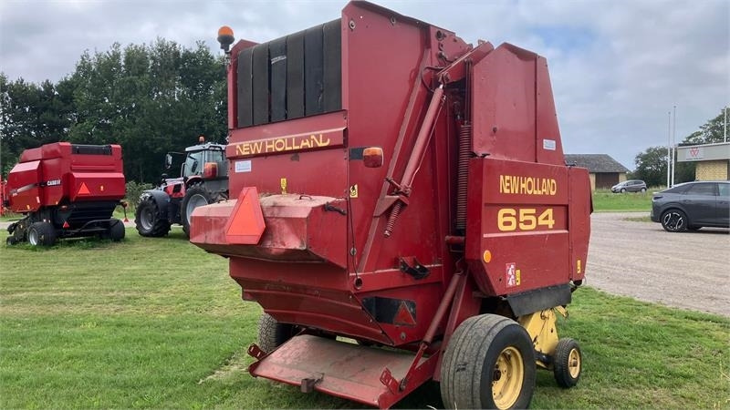 New Holland 654 RUNDBALLEPRESSER Cropcutter - Rundballepresse: billede 4 New Holland 654 RUNDBALLEPRESSER Cropcutter - Rundballepresse: billede 4