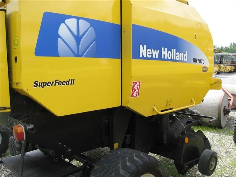 New Holland BR7070 med SUPER FEED - Rundballepresse: billede 3 New Holland BR7070 med SUPER FEED - Rundballepresse: billede 3