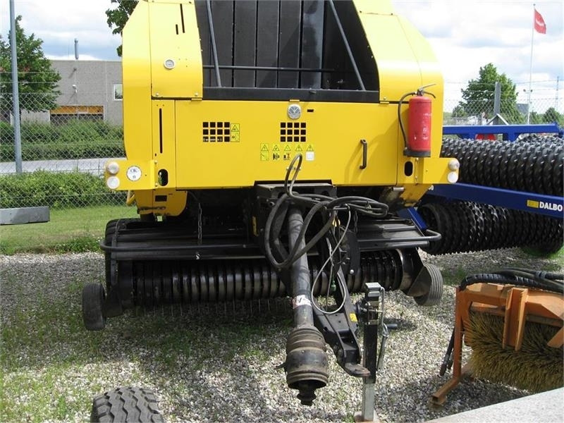New Holland BR7070 med SUPER FEED - Rundballepresse: billede 2 New Holland BR7070 med SUPER FEED - Rundballepresse: billede 2
