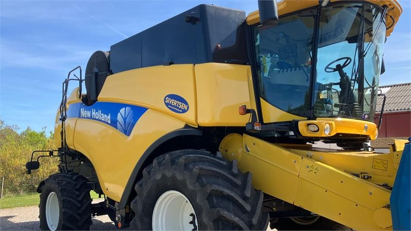 New Holland CX 8080 SLH med 30 fods Varifeed - Mejetærsker: billede 2 New Holland CX 8080 SLH med 30 fods Varifeed - Mejetærsker: billede 2