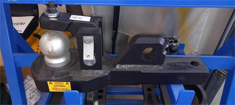 New Holland Kugletræk Til T6-7-8. - Hurtigskift for Traktor: billede 1 New Holland Kugletræk Til T6-7-8. - Hurtigskift for Traktor: billede 1