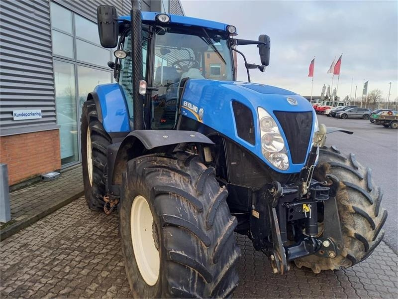 New Holland T7.220 - Traktor: billede 4 New Holland T7.220 - Traktor: billede 4