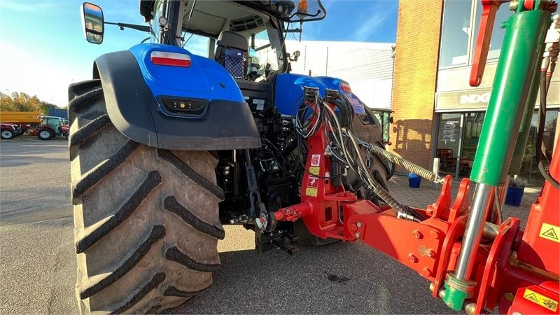 New Holland T7.315 HD AutoComand - Traktor: billede 4 New Holland T7.315 HD AutoComand - Traktor: billede 4