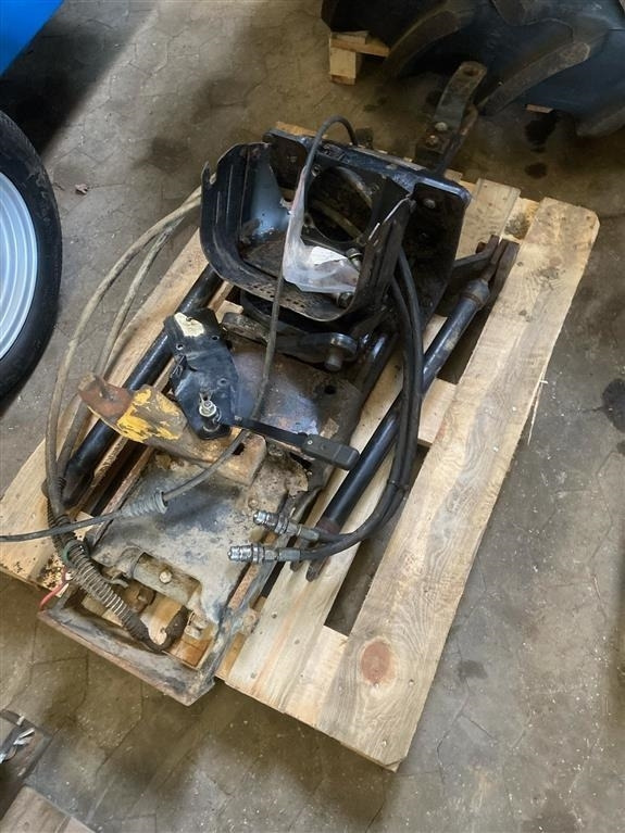 New Holland T7030 Hitchtræk - Hurtigskift for Traktor: billede 1 New Holland T7030 Hitchtræk - Hurtigskift for Traktor: billede 1