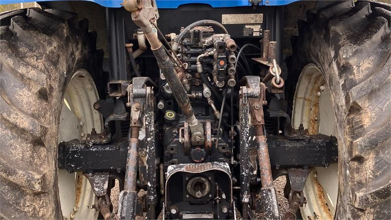 New Holland TS 115 A  - Traktor: billede 5 New Holland TS 115 A  - Traktor: billede 5