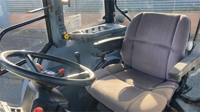New Holland TS115 - Traktor: billede 5 New Holland TS115 - Traktor: billede 5