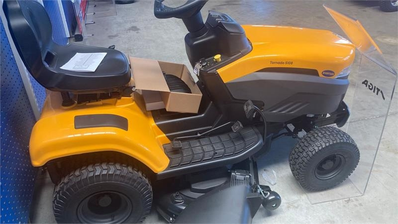 Stiga Tornado 5108 - Kommunal traktor: billede 3 Stiga Tornado 5108 - Kommunal traktor: billede 3