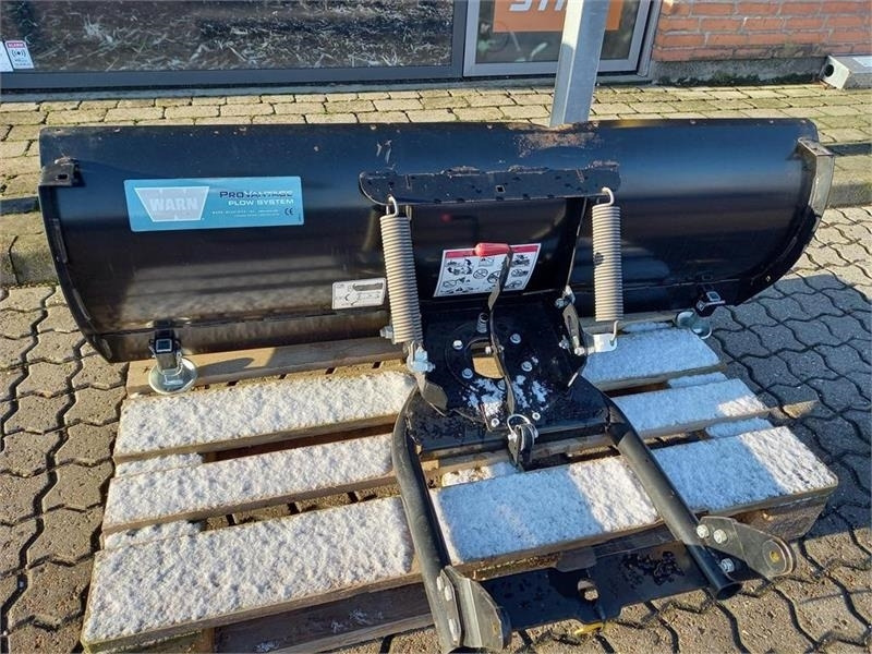 - - - Warn - Sneplov for Landbrugsmaskine: billede 2 - - - Warn - Sneplov for Landbrugsmaskine: billede 2