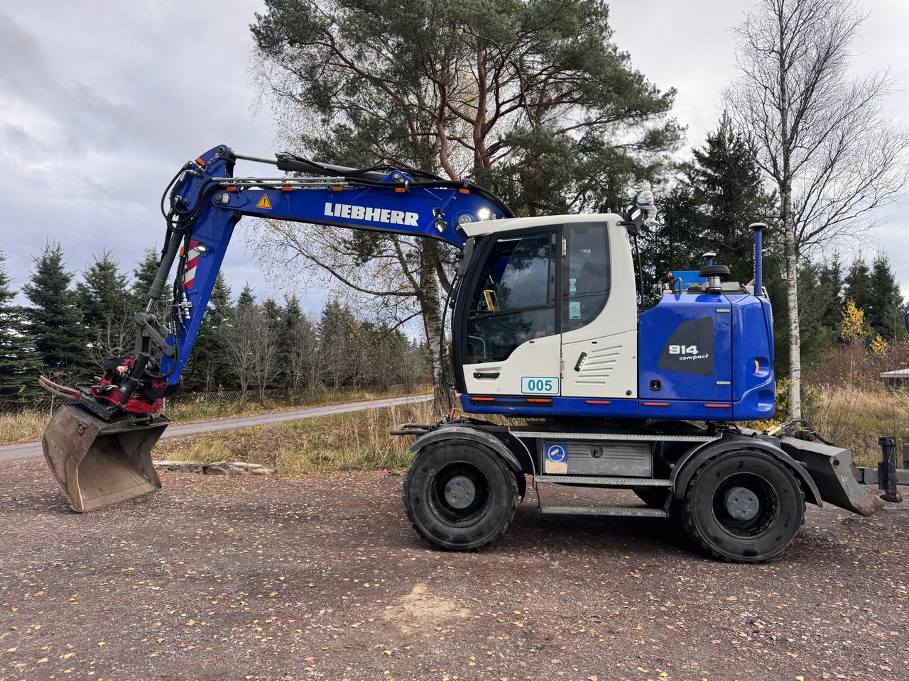 Liebherr A 914 Compact Litronic - Hjulgravemaskine: billede 2 Liebherr A 914 Compact Litronic - Hjulgravemaskine: billede 2