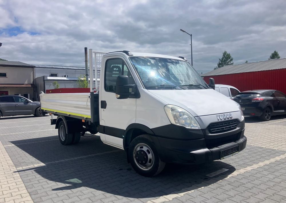 Iveco Iveco daily 35C13 wywrotka solidny kiper - Ladbil med tip: billede 4 Iveco Iveco daily 35C13 wywrotka solidny kiper - Ladbil med tip: billede 4