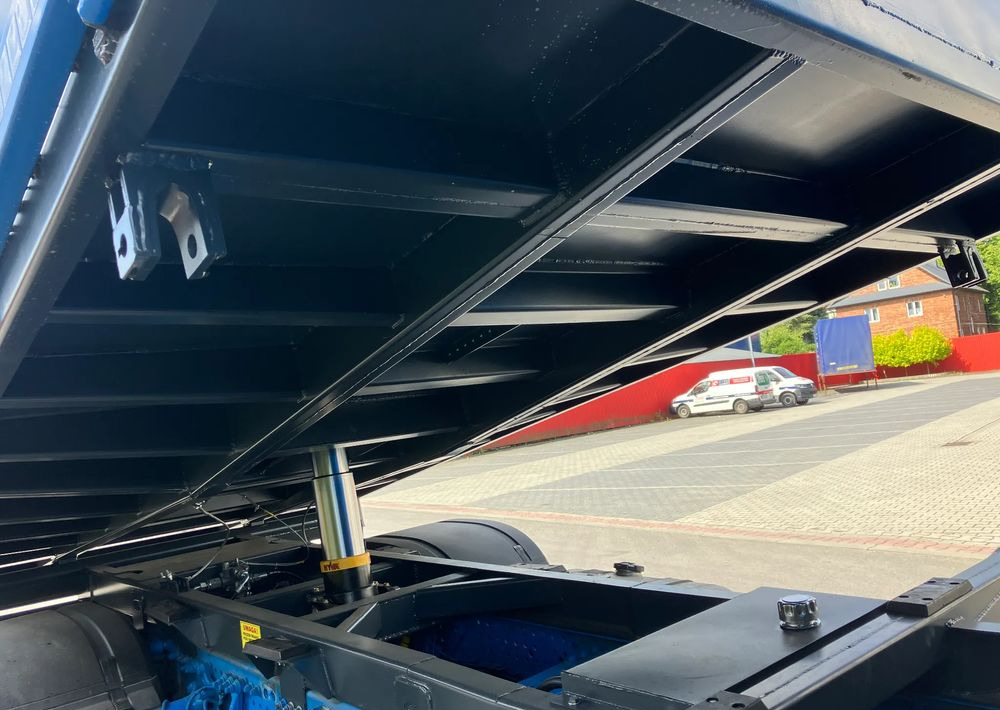 Mercedes-Benz ANTOS 1830 solidny kiper wywrotka blokada mostu - Tipvogn lastbil: billede 4 Mercedes-Benz ANTOS 1830 solidny kiper wywrotka blokada mostu - Tipvogn lastbil: billede 4