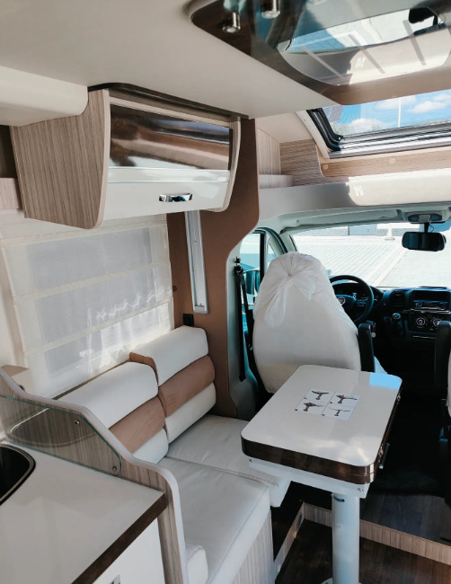 Leje en Elnagh Elnagh T-Loft 532 WINTER Alarm Solar Camera Air Conditioning Truma Diesel E  Awning Remis Retrofitted Elnagh Elnagh T-Loft 532 WINTER Alarm Solar Camera Air Conditioning Truma Diesel E  Awning Remis Retrofitted: billede 10