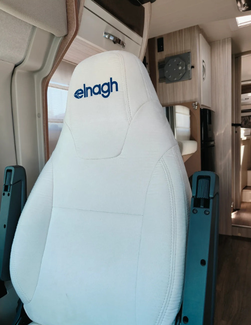 Leje en Elnagh Elnagh T-Loft 532 WINTER Alarm Solar Camera Air Conditioning Truma Diesel E  Awning Remis Retrofitted Elnagh Elnagh T-Loft 532 WINTER Alarm Solar Camera Air Conditioning Truma Diesel E  Awning Remis Retrofitted: billede 24