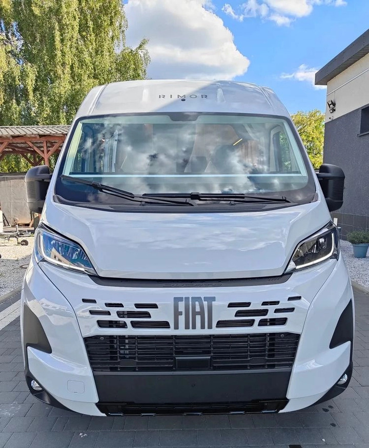 Fiat Ducato Rimor Horus 45 NEW AUTOMAT Grau Truma Diesel Lampen FULL LED 4-Sitzer - Camper van: billede 3 Fiat Ducato Rimor Horus 45 NEW AUTOMAT Grau Truma Diesel Lampen FULL LED 4-Sitzer - Camper van: billede 3