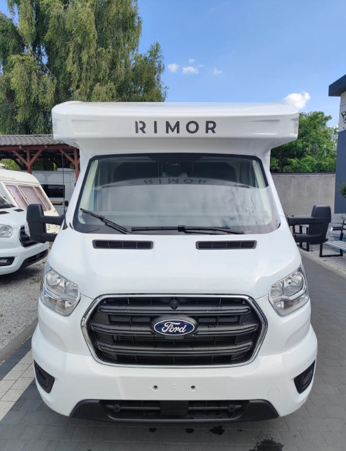 RIMOR Rimor KILIG 95 Plus NEW Retrofitted 5 Passenger Winter Camera Navigation - Camper van: billede 4 RIMOR Rimor KILIG 95 Plus NEW Retrofitted 5 Passenger Winter Camera Navigation - Camper van: billede 4