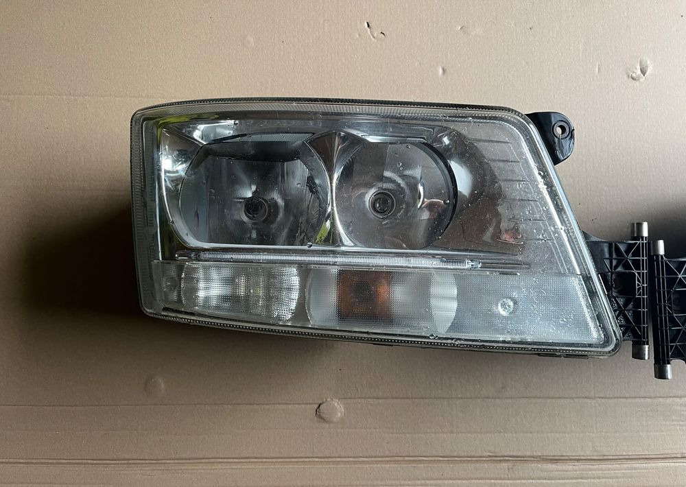 Lampy MAN TGX TGS euro 5 oryginał reflektor - Lys/ Belysning for Lastbil: billede 3 Lampy MAN TGX TGS euro 5 oryginał reflektor - Lys/ Belysning for Lastbil: billede 3