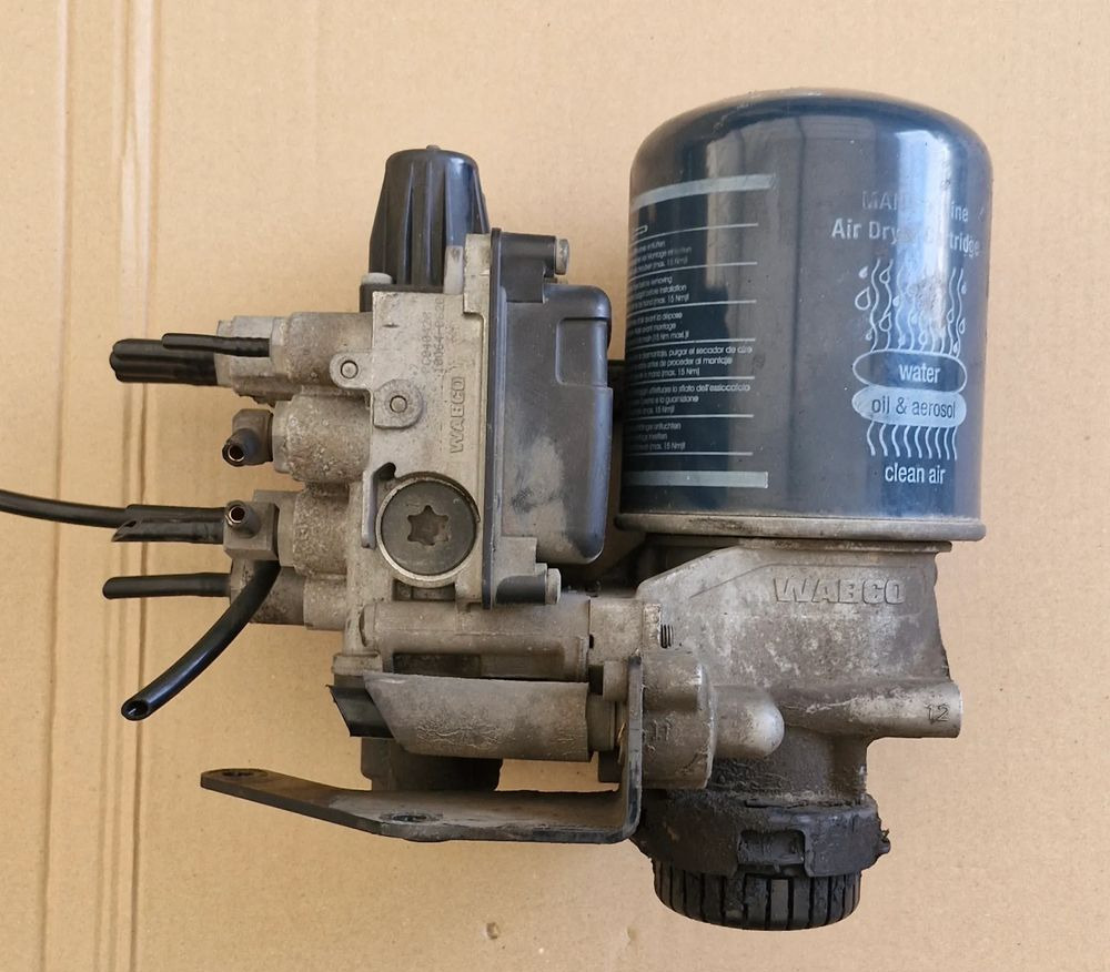 MAN TG3 TGX APS OSUSZACZ POWIETRZA 81.AC216-9110 - Kompressor for Lastbil: billede 1 MAN TG3 TGX APS OSUSZACZ POWIETRZA 81.AC216-9110 - Kompressor for Lastbil: billede 1