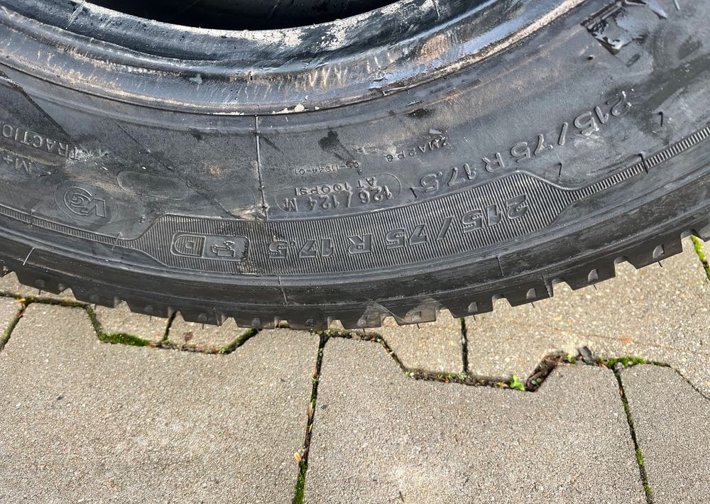 NOWA Opona Michelin X Multi 215/75R 17.5” - Dæk for Lastbil: billede 3 NOWA Opona Michelin X Multi 215/75R 17.5” - Dæk for Lastbil: billede 3