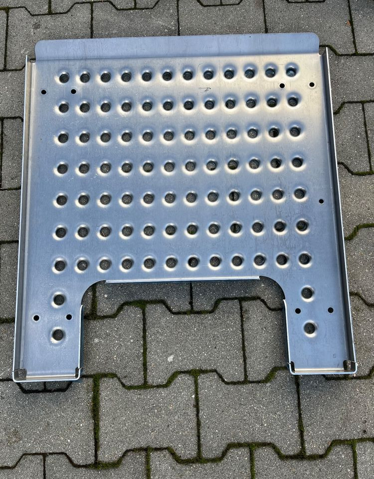 Podest zbiornika Volvo FH FM NOWY pokrywa płyta - Karosseri og udvendig for Lastbil: billede 2 Podest zbiornika Volvo FH FM NOWY pokrywa płyta - Karosseri og udvendig for Lastbil: billede 2