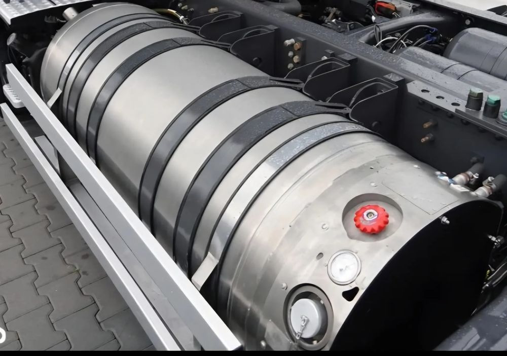 SCANIA R S ZBIORNIK LNG - Brændstoftank: billede 1 SCANIA R S ZBIORNIK LNG - Brændstoftank: billede 1