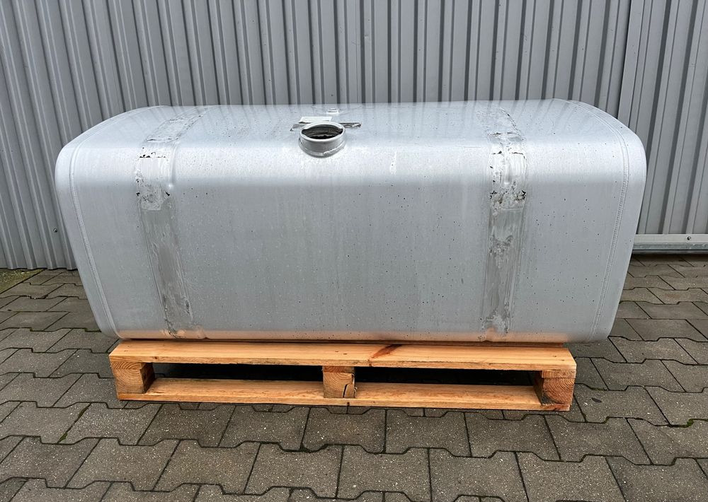 Zbiornik paliwa MAN TGX TGS 480 litrów bak - Brændstofsystem for Lastbil: billede 1 Zbiornik paliwa MAN TGX TGS 480 litrów bak - Brændstofsystem for Lastbil: billede 1
