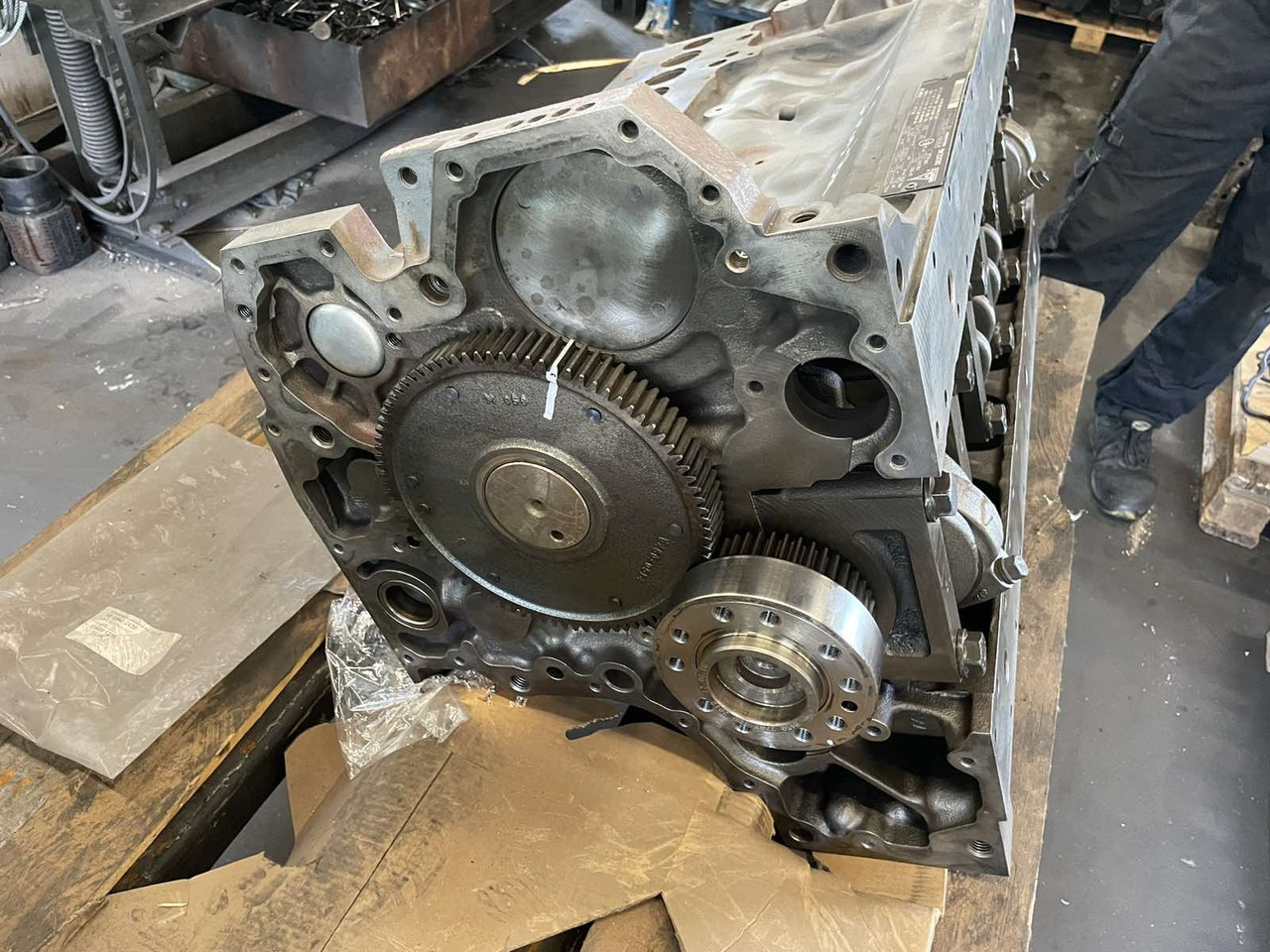 Deutz TCD 2012 L06 2V remanufactured short engine - Motor for Industrimaskine: billede 3 Deutz TCD 2012 L06 2V remanufactured short engine - Motor for Industrimaskine: billede 3