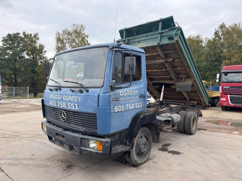 Mercedes-Benz SK 814 (6 CYLINDER / STEEL SUSPENSION / MANUAL PUMP / 3-SIDE TIPPER) - Tipvogn lastbil: billede 1 Mercedes-Benz SK 814 (6 CYLINDER / STEEL SUSPENSION / MANUAL PUMP / 3-SIDE TIPPER) - Tipvogn lastbil: billede 1