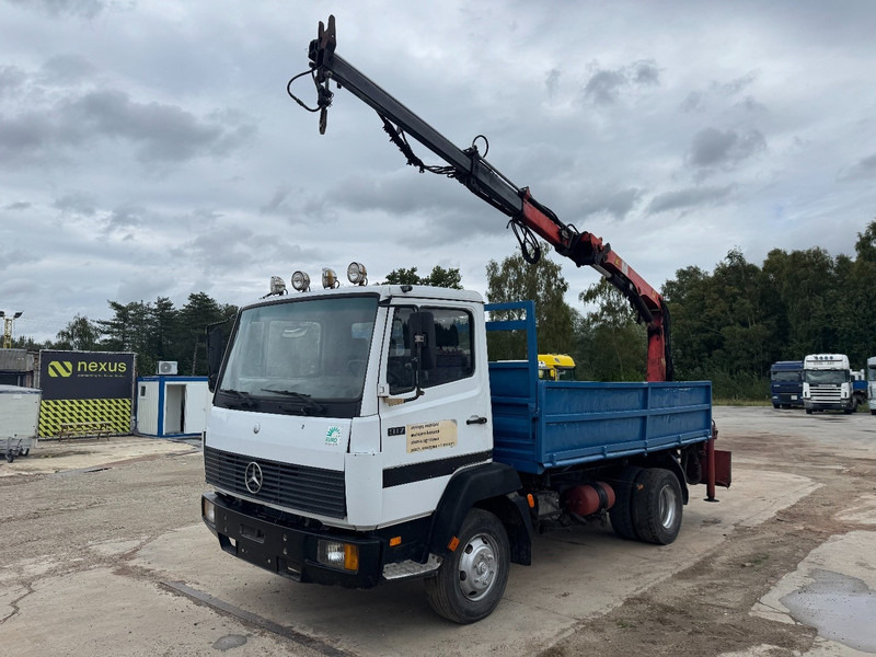 Mercedes-Benz SK 917 (STEEL SUSPENSION / PARLFINGER CRANE / AUXILIARY / 6 CYLINDER WITH MANUAL PUMP) - Tipvogn lastbil, Lastbil med kran: billede 1 Mercedes-Benz SK 917 (STEEL SUSPENSION / PARLFINGER CRANE / AUXILIARY / 6 CYLINDER WITH MANUAL PUMP) - Tipvogn lastbil, Lastbil med kran: billede 1