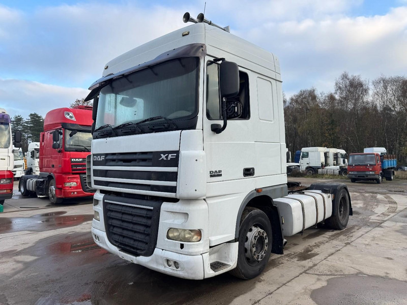 DAF 105 XF 460 Space Cab (MANUAL GEARBOX / BOITE MANUELLE / PERFECT CONDITION) - Trækker: billede 1 DAF 105 XF 460 Space Cab (MANUAL GEARBOX / BOITE MANUELLE / PERFECT CONDITION) - Trækker: billede 1