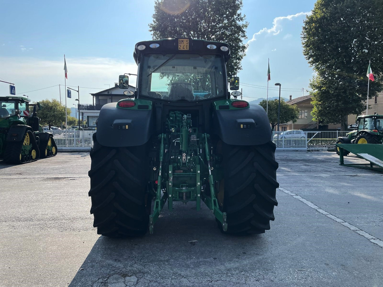 JOHN DEERE 6175 R - Traktor: billede 3 JOHN DEERE 6175 R - Traktor: billede 3