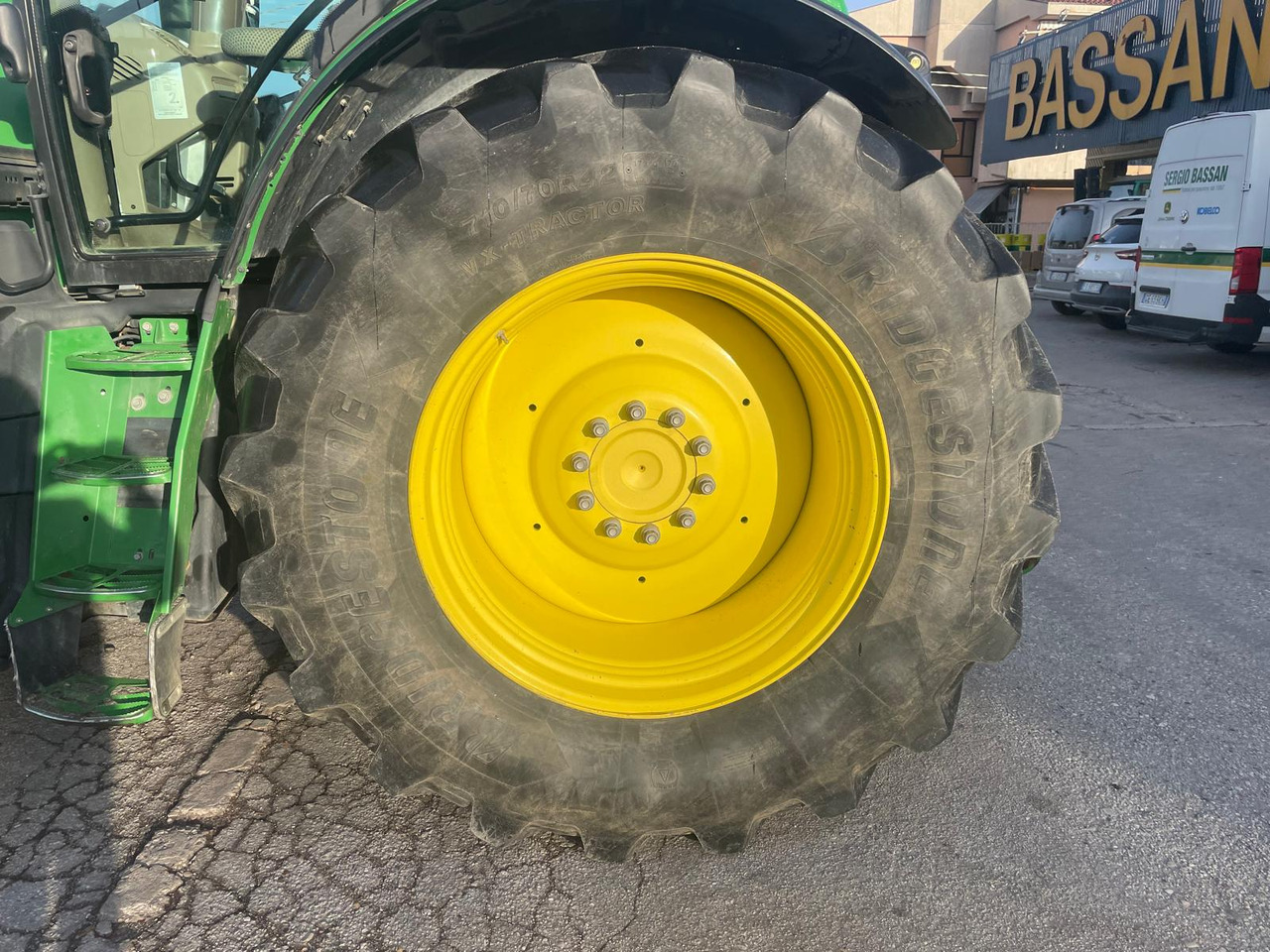 JOHN DEERE 6175 R - Traktor: billede 5 JOHN DEERE 6175 R - Traktor: billede 5