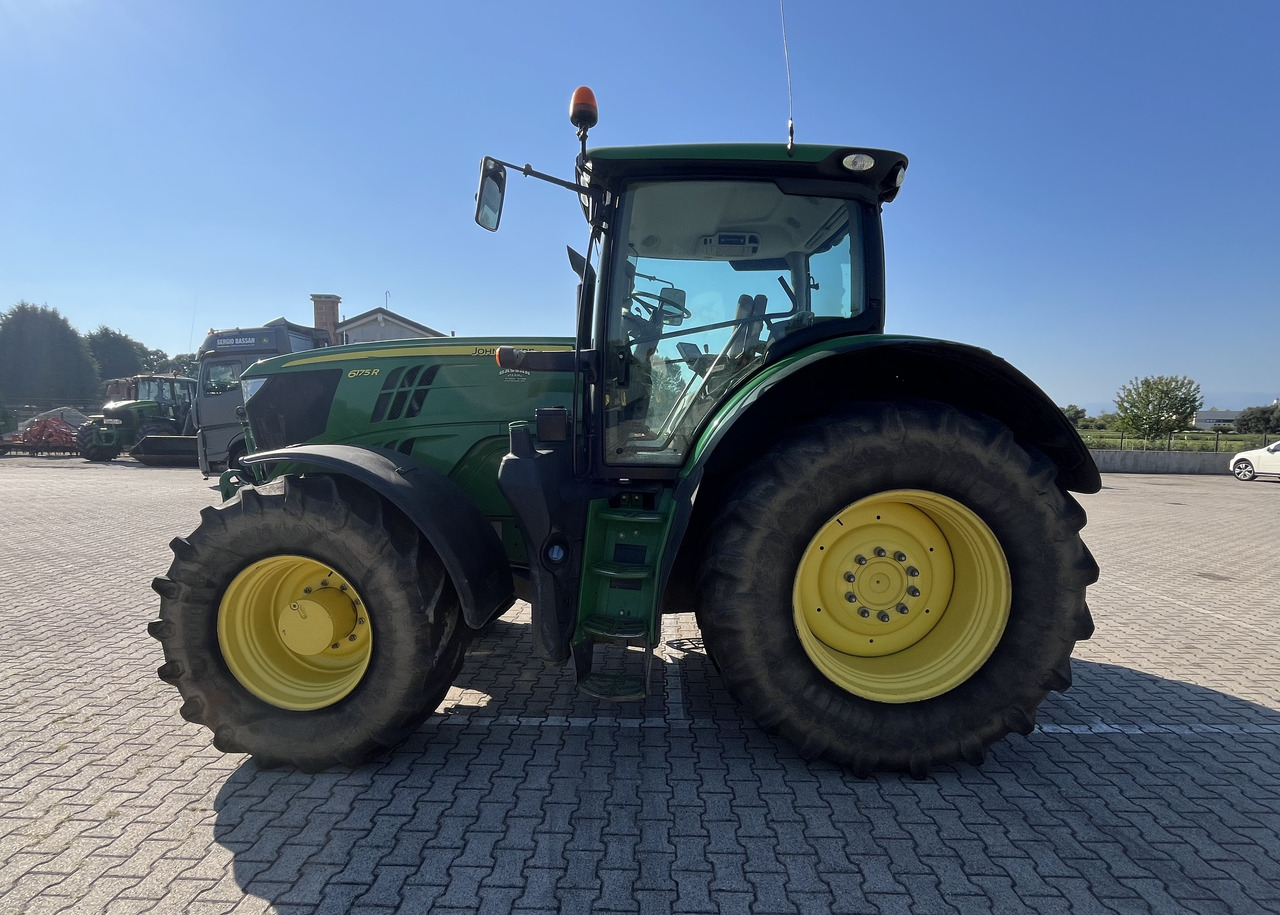 JOHN DEERE 6175 R - Traktor: billede 2 JOHN DEERE 6175 R - Traktor: billede 2