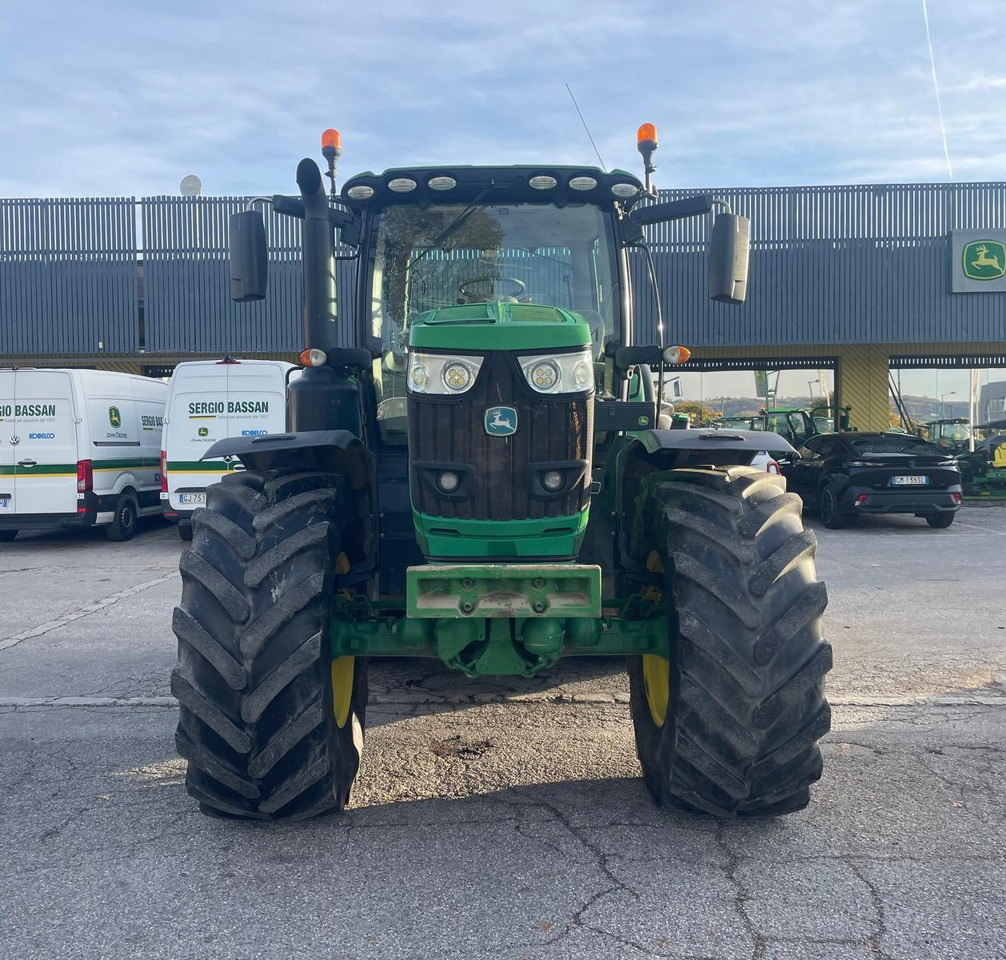 JOHN DEERE 6175 R - Traktor: billede 2 JOHN DEERE 6175 R - Traktor: billede 2
