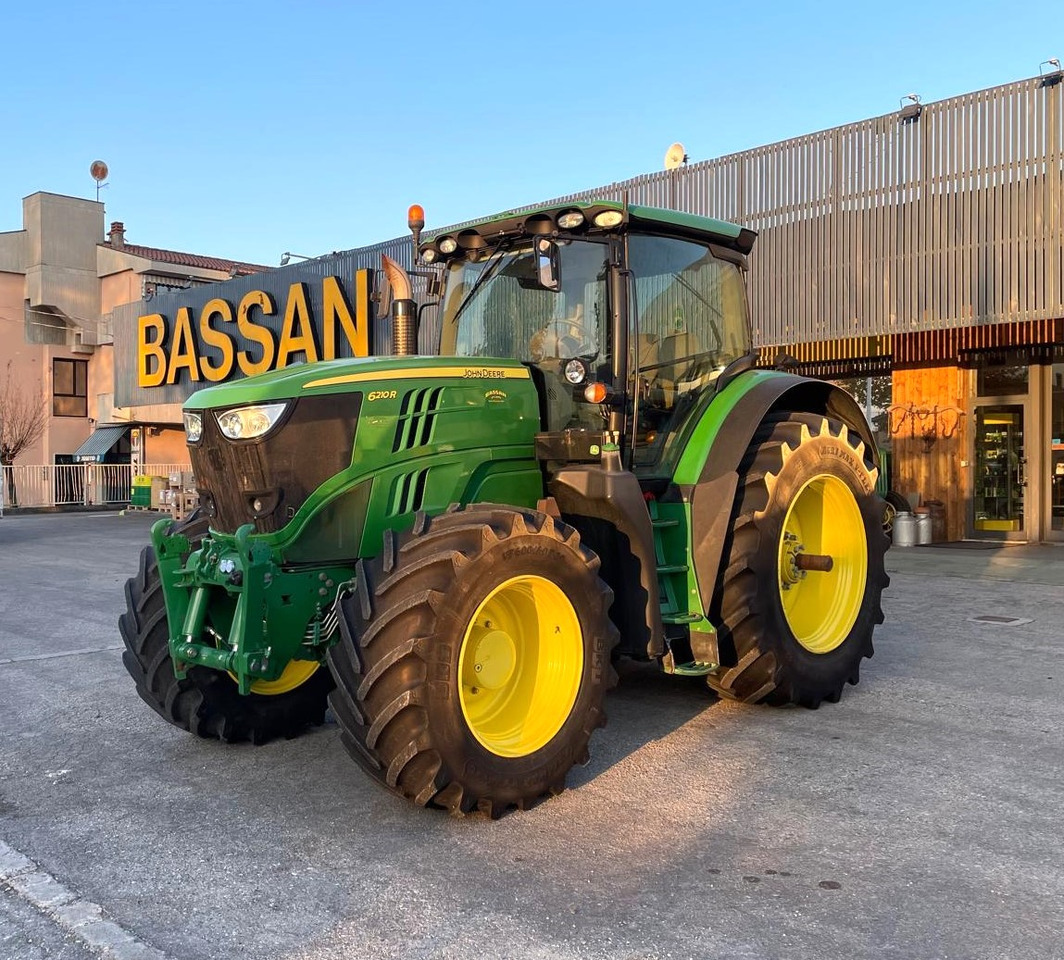 JOHN DEERE 6210 R - Traktor: billede 1 JOHN DEERE 6210 R - Traktor: billede 1